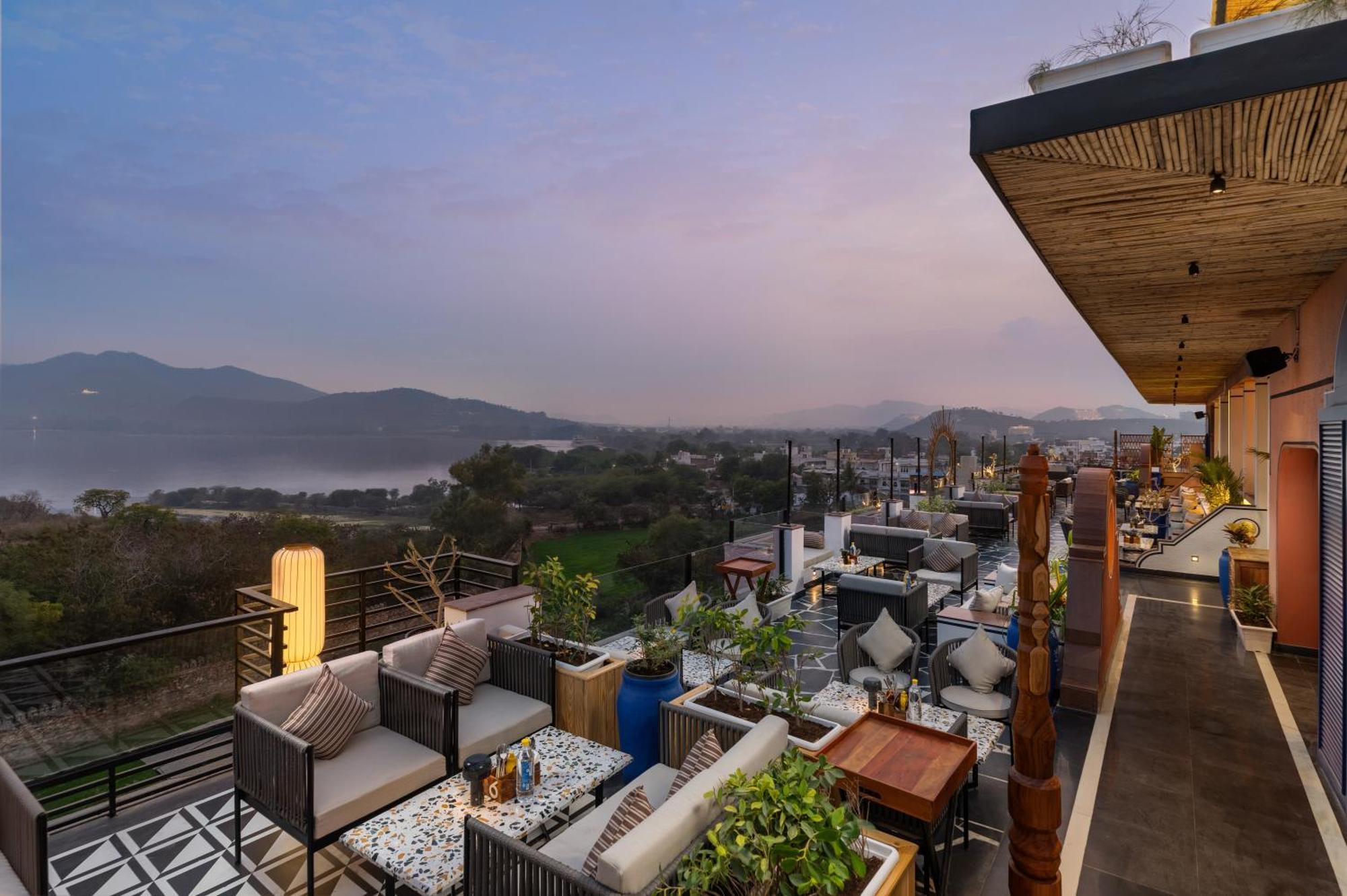 The Sierra - By The Lake Udaipur Exterior foto